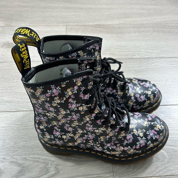 Dr Martens Clemency 1460 Floral Leather Combat Boots - Picture 3 of 10
